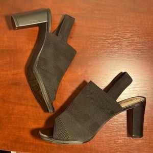 🦋🦋🦋 SIZE 9, BLACK LIFE STRIDE FLYKIT HEELS 🦋🦋🦋